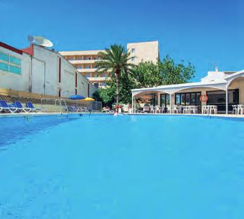 WELLNESS: A szomszédos JS Sol de Ca n Picafort szállodában wellness-részleg (belépés 16 éves kortól): szauna, törökfürdő, pezsgőfürdő. Térítés ellenében: masszázs (előzetes foglalás szükséges).