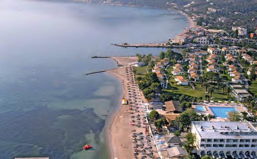 GÖRÖGORSZÁG KORFU 37 Moraitika Hotel Messonghi Beach d WiFi térítés ellenében Közvetlen a strandon Vízicsúszdák Hatalmas kertben elhelyezkedő, családbarát szálloda.