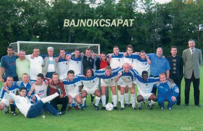 A szabadidõ sport helyszínei a városrészek sportnapjai, a civil szervezetek programjai, az amatõr teniszversenyek, a kispályás labdarúgás, az elmúlt években a létesítményekben és szervezettségben
