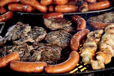 30-40 percig kell grillezni úgy, hogy a csontos fele legyen alul.