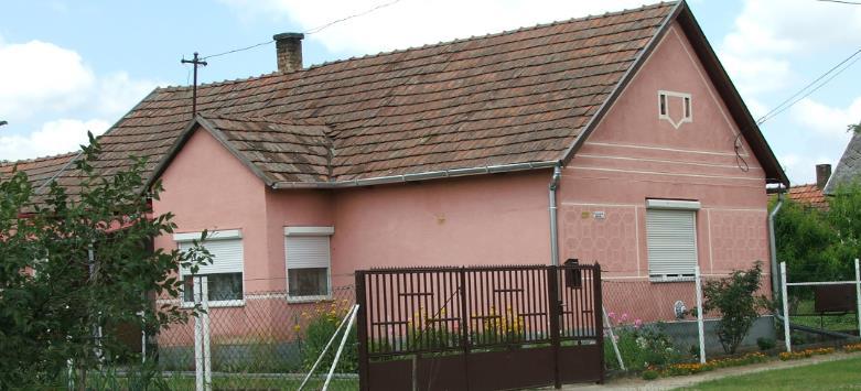 visszafogott illeszkedés, hasonló színhasználat.