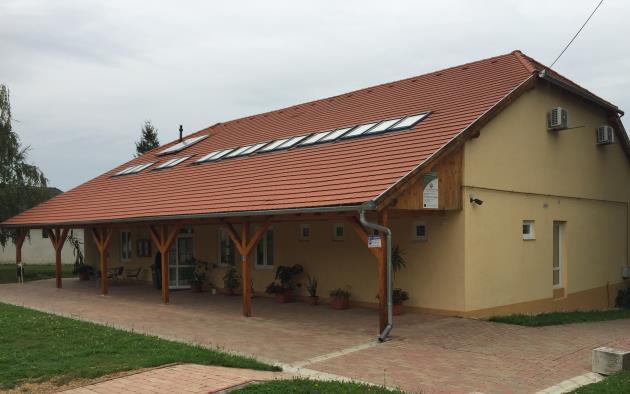 Zselickislak közigazgatási területe erősen erdősült, határában fekszik a kaposváriak kedvelt kirándulóhelye, a Gyertyános-völgy, s a falu közvetlen közelében, attól délre húzódik az