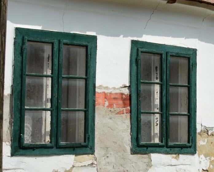 Építészeti útmutató 29 AJTÓK, ABLAKOK Jó példák a