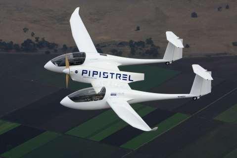3. kép A GFC 2011 győztese a Pipistrel G4 repülőgép 11 Név Pipistrel-USA e-genius Csapatvezető Jack Langelaan Eric Raymond Pilóta Dave Morss, Robin Reid Eric Raymond, Klaus Ohlmann Ülések száma 4 2