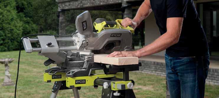 cutting capacity 45 mitre bevel [mm] Max. vágási kapacitás 45 gérben / ferdén 45 (mm) 11mm x 21mm 7mm x 21mm Súly (kg) 2.