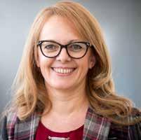 Továbbtanulás? NJE GTK! Miért éppen Kecskemét? Miért éppen az NJE? Miért éppen a GTK? Finta Zita kancellár: Valójában az a kérdés, hogy miért ne?