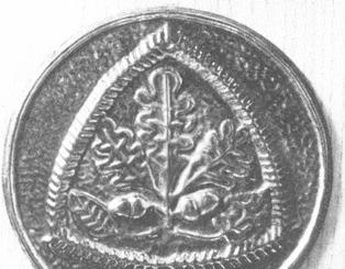 0 F. E Közgyűlési emlék 85 4-108 E: Rücskösíte^t alapból kiemelkedő domború oldalú egyenlő ol- dalú háromszög alakú mezőben három tölgylevél, alattuk mindkét irányban 1-1 makk, balra meggy-, jobbra