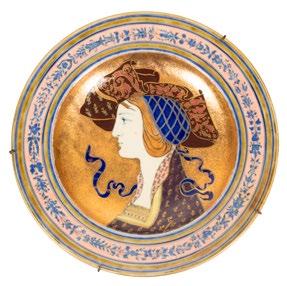 Dísztányér pár / Pair of decorated plates Zsolnay-gyár, Pécs, 1880 körül, aranyozott, festett, mázas porcelánfajansz, reneszánsz