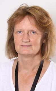 foglalkozni.