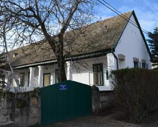 KÁPOSZTÁSKERT