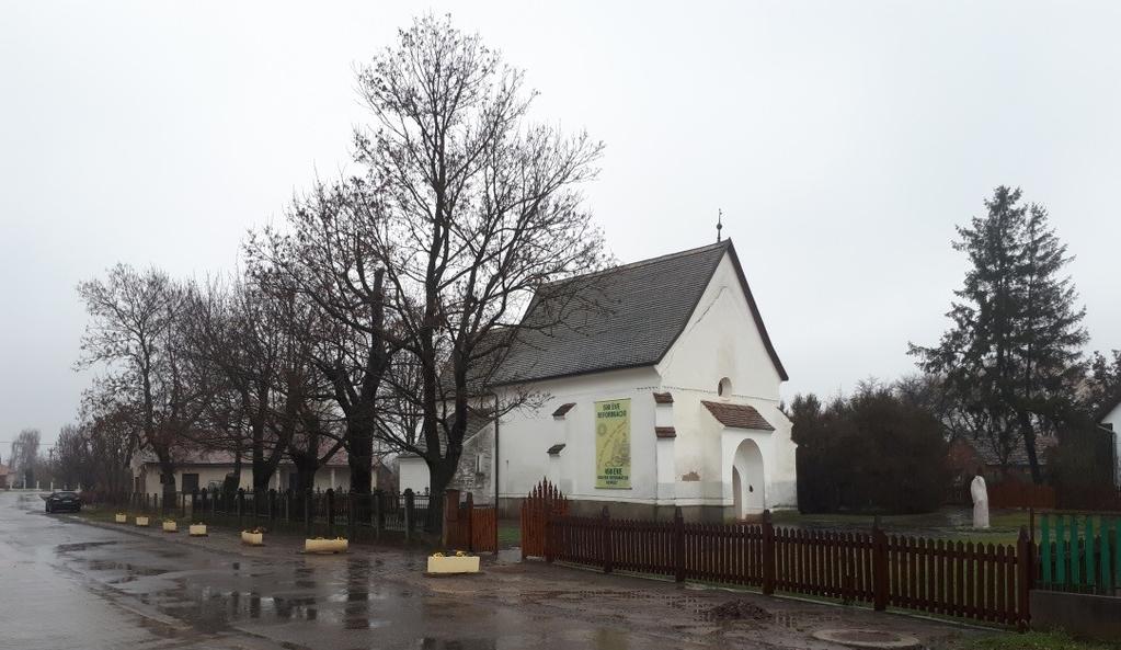 A település története A település és környéke már az újkőkor óta lakott helynek számít, az itt talált régészeti leletek alapján. Piricse nevét az oklevelekben 1299-ben említik először írásos alakban.