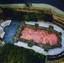16 17 Kezdetben Észak-Itáliának, később hellenisztikus gyökerű műveltségnek volt döntő hatása a térség kultúrájára. A tartomány a 3. század végétől, a 4. századra lett igazán kereszténnyé.