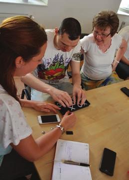 rájönnek-e a különböző helyen élő emberek, hogy beleférne ebbe az ő aktuális programjuk, vagy nem jönnek rá. Sokan már itt elhasalnak. Hát, ez abszolút nem fogyatékosoknak volt kiírva.