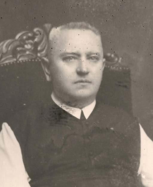 a névtáblát) és Kürti Menyhért ciszterci személyében új elnök-főigazgatót kapott.