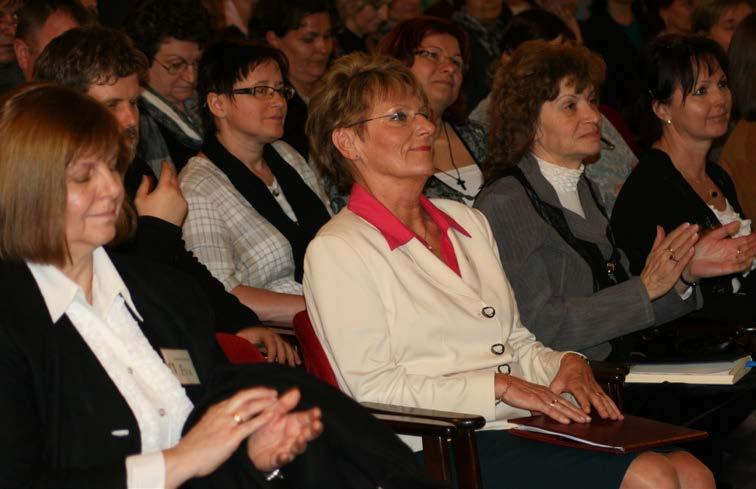 A komplex intézményellenőrzési és -értékelési program bemutatása Ha az eredményekről, a haszonról kell szólnunk, akkor első helyen magának az ellenőrzésnek és értékelésnek, mint eddig mellőzött