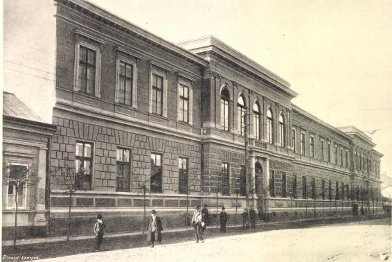 above the elementary level. In 1854, the state prohibited its functioning, citing quality reasons, so its work continued within the purview of the elementary school disguised.