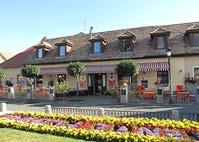 hu Egyetem Étterem és Rendezvényterem 9200 Mosonmagyaróvár, Vár 2. B Tel.