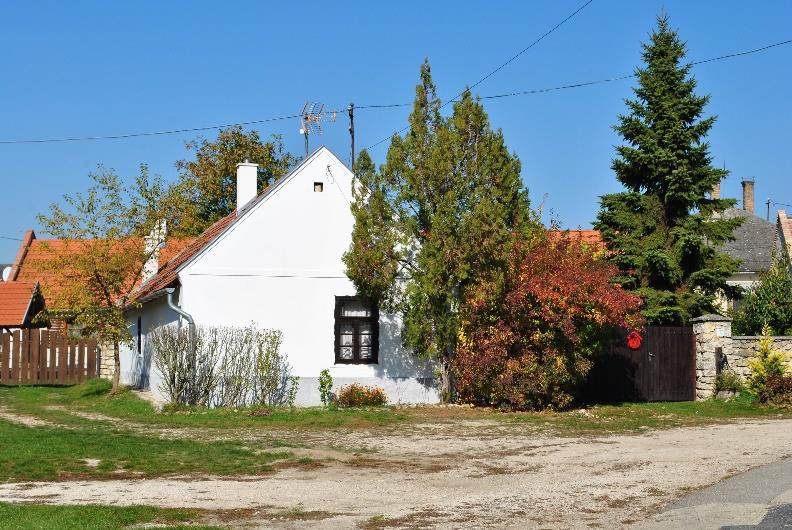 Kutak: Fő u.