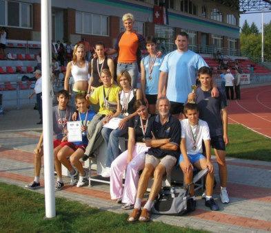 Ocsovszkiné Joó Judit: A Juhász Gyula Református Gimnázium és Szakképző Iskola története 2003-tól Az iskola diákjai atlétikai versenyen 2006-ban Több mint egy évtizede a megyei Kazinczy-versenyen is