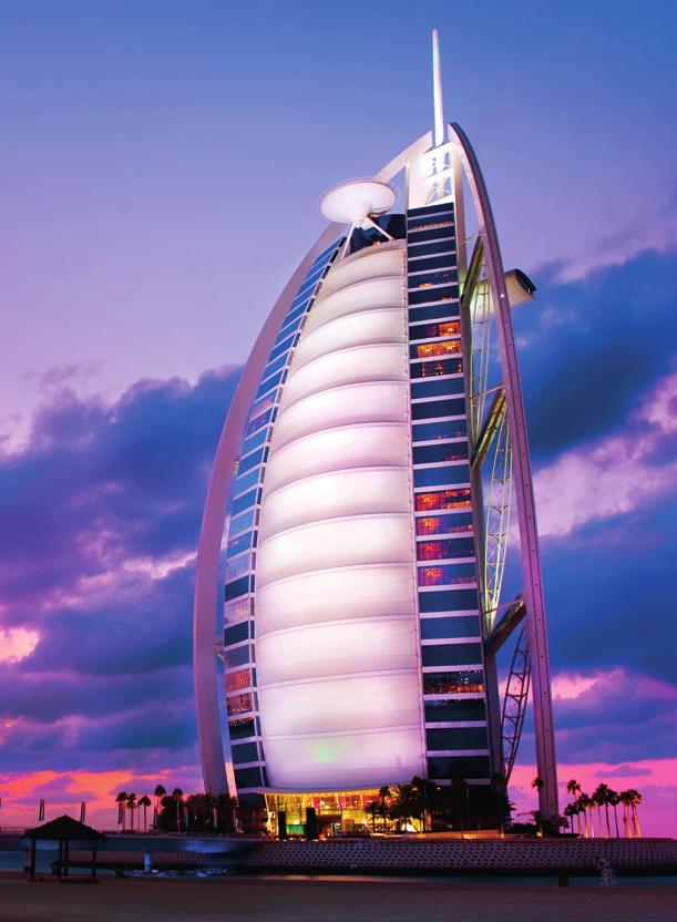 EMIRÁTUSOK EMIRATES PALACE HOTEL / EGYESÜLT ARAB EMIRÁTUSOK SAGRADA FAMÍLIA