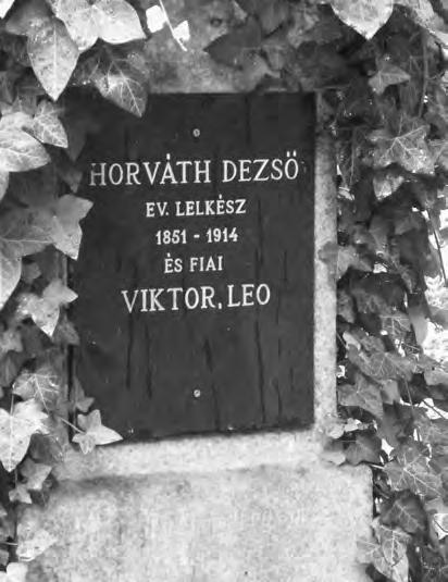 VESZPRÉMI SZEMLE 2014/4 Horváth Dezső sírja a veszprémi Alsóvárosi temetőben (szerző felvétele) Január 3-án Gróf Széchenyi Aladár a Nemzeti Kaszinó setét szobájában kezet fogott Tiszával, de mikor
