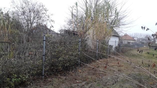 szolgál. Beépített alapterülete 33,64 m2.