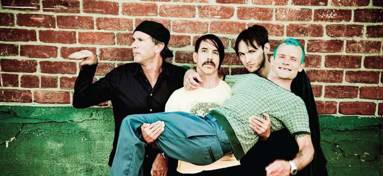 ZENE // ALBUM 44 Red Hot Chili Peppers The Getaway [pop/rock] Warner A mai harmincasok talán még emlékeznek a Red Hot Chili Peppers nevezetű formációra, melynél senki nem játszott funk-rockot