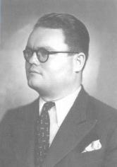 Biblioteca Judeţeană Mureş Duminică, la Şerbeni s-a lansat o Uliţă spre cer / Matei Robert. În: Zi de zi, 6 oct. 2009, p. 7, 8. NEMES Gyula, liber profesionist, istoric; n. 12 iun. 1969, Ernei, MS.