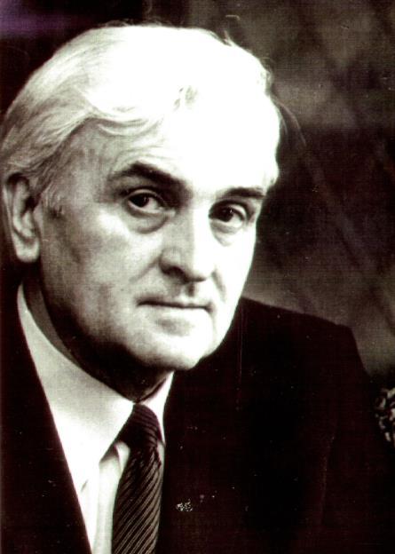 június 15.-től az Egészségügyi Minisztérium dr. Strecker Ottót nevezték ki a Hévízi Állami Gyógyfürdő-kórház igazgatójává. Dr. Stecker Ottó nagy elszántsággal fogott munkához.