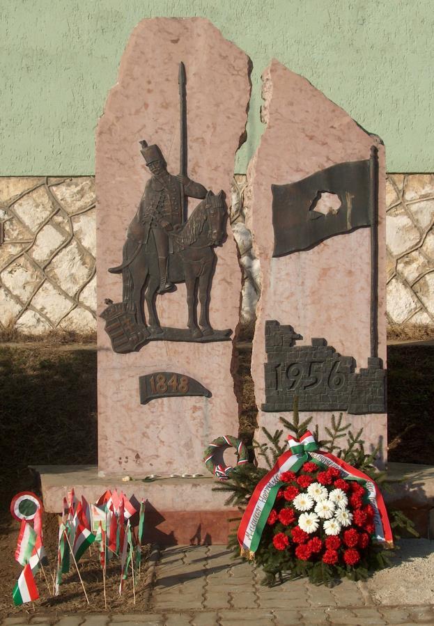- án a Moll Károly téren, állította: Hévíz Nagyközség Önkormányzata Nagy Imre