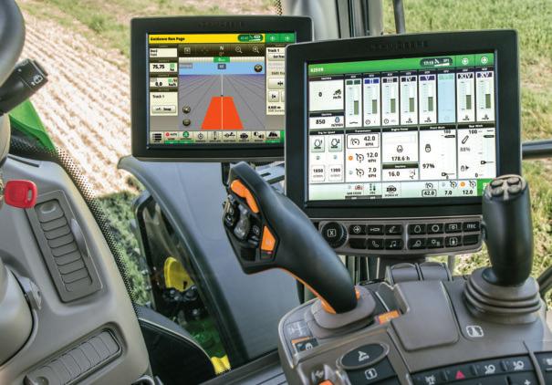 12 MIK AZ ELŐNYEI? AZ ÚJ 4. GENERÁCIÓS BŐVÍTETT KIJELZŐ OPCIÓ KÖNNYEBBÉ TESZI A MUNKAVÉGZÉST KÖNNYŰ ÉS IDŐTAKARÉKOS KEZELÉS Az univerzális John Deere kijelzőink, valamint a 4.