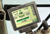 A szántóföldi átfedések és a kihagyások csökkentésével a John Deere automata szakaszvezérlés lehetővé teszi, hogy pontosan a megfelelő mennyiségű műtrágya, vetőmag és vegyszer kerüljön kijuttatásra