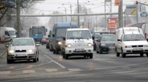 A levegőminőség meghatározói szennyezőanyagok kibocsátása; légkör meteorológiai állapota (légmozgás,