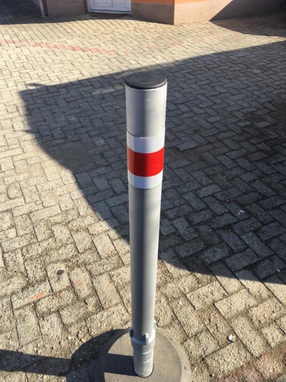 ) ami megköveeli, hogy egy poller maximum 15 másodperc ala elávolíhaó legyen!