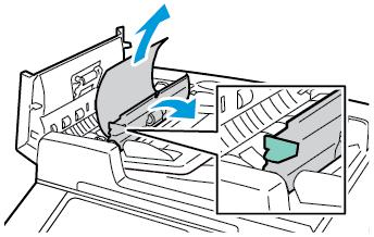 2. Ha az eredeti dokumentum nem az automatikus dokuadagoló bemeneti helyén akadt el, húzza ki egyenesen a feltüntetett irányban. 3.