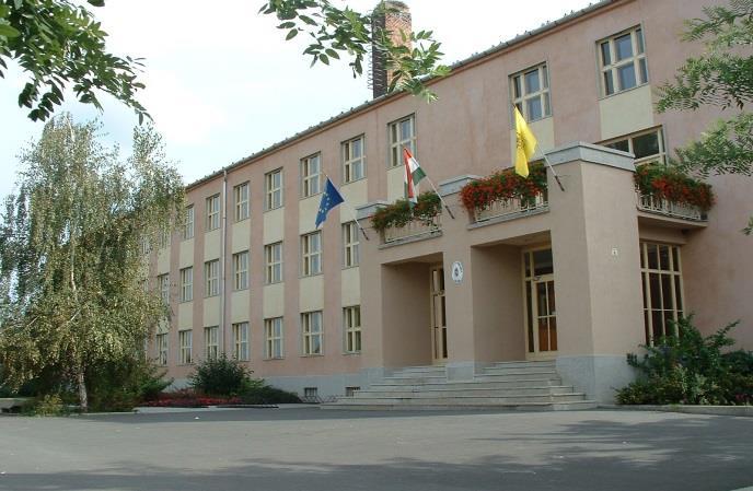 Hatvani SZENT ISTVÁN Általános Iskola 3000 Hatvan, Bajcsy-Zs. út 8.