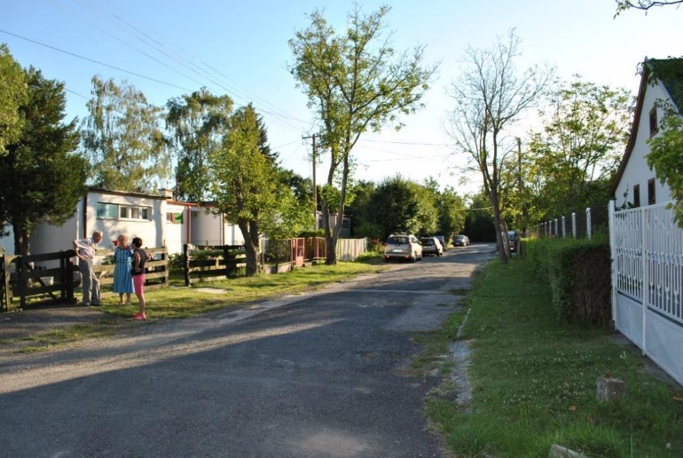 A terület: A településen két jelentős nagyságú nyaralóterület van. Az egyik az Ó- falutól keletre / Strand utca, Vasút utca, Virányos utca, Levendula stny., Erdőszéle u.