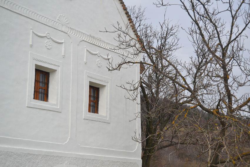Épület részletek: Még az épületek oldal és hátsó homlokzat