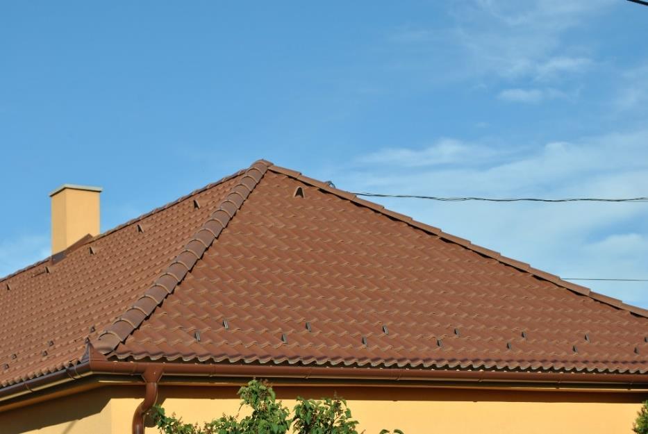 cserepes lemezt, melynek felülete,