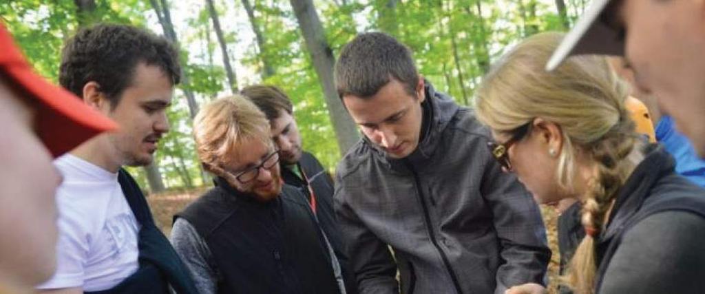 AVALON PONTVADÁSZAT GEOCACHING GEOCACHING EXTRA - WINECACHING A program kiváló kikapcsolódást nyújt a résztvevőknek. A csoport GPS-ek segítségével több csapatban indul el a navigációs útvonalon.
