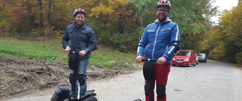 SEGWAY ÉS/VAGY ELEKTROMOS ROLLER TÚRA Különleges eszközök, melyek a hétköznapokban kevésbé ismertek és használatosak, de mindenki számára igazi szórakozást nyújtanak!