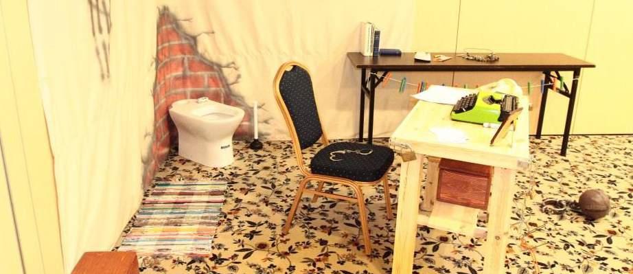INDOOR PROGRAMOK AVALON ESCAPE Mit tennétek, ha hirtelen bezárva találnátok magatokat egy számotokra teljesen idegen helyen, ahol egy visszaszámláló tudatja veletek, hogy a hátralévő perceitek meg