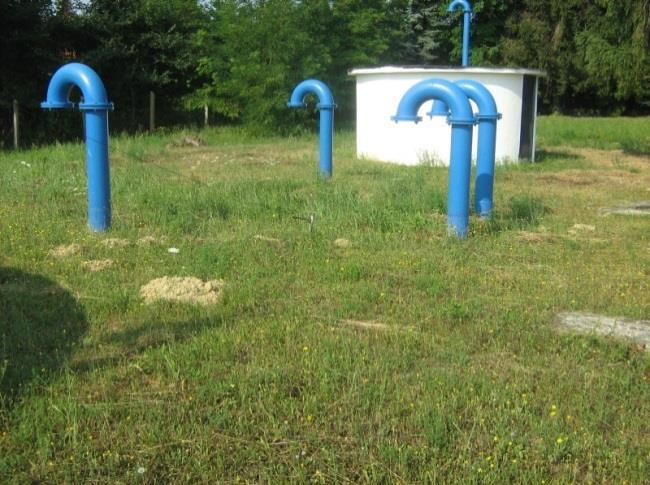 :2622/4 1976 Névleges kapacitás: Q = 80 m3/h Szivattyú: 4 db Akna, épület: vb akna Villamos és IT: scada Szerkezeti, gépészeti, villamos értelemben jó állapotú 50 Marcali Szőlőhegy Nyomásfokozó