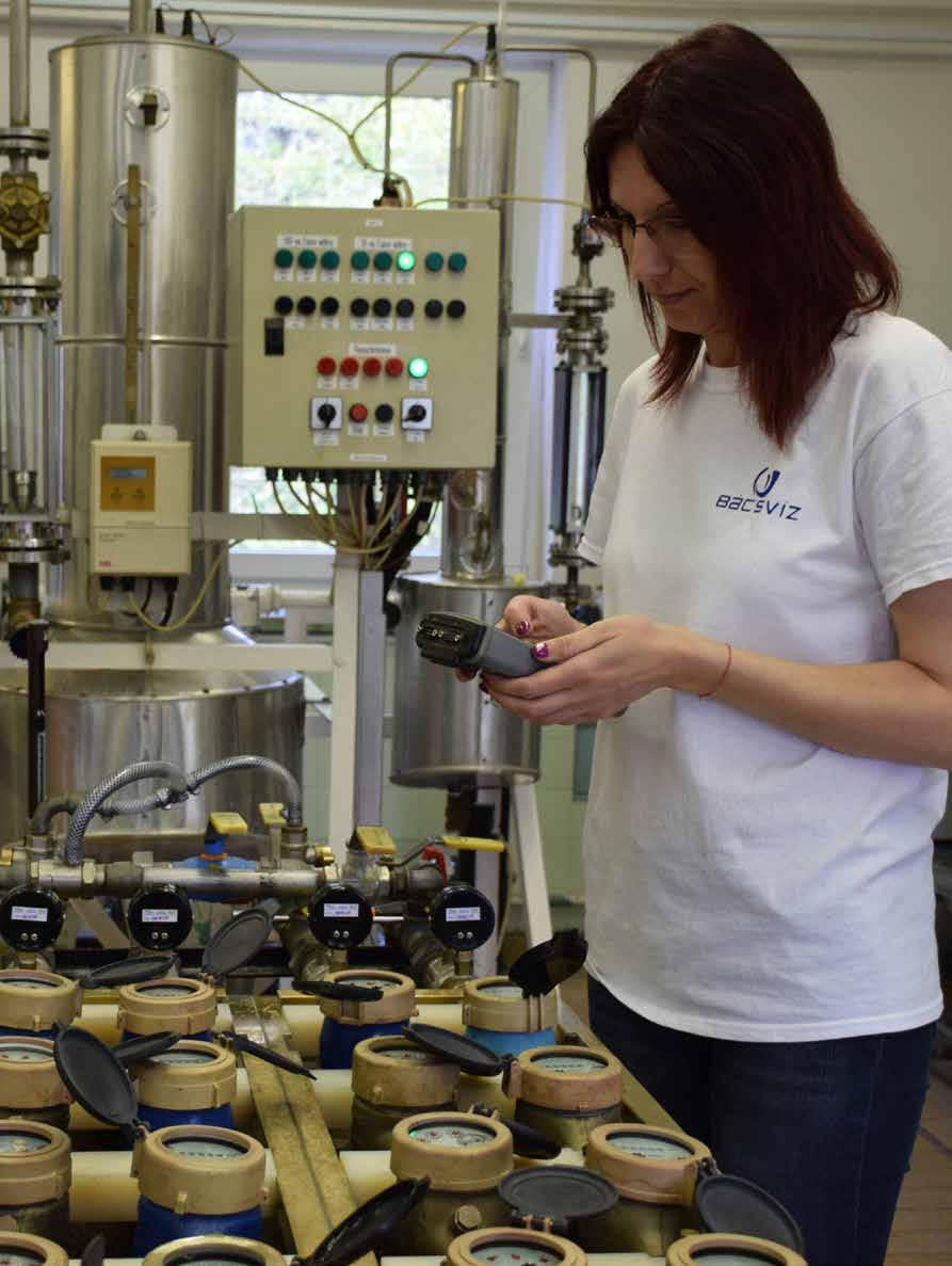 KIEGÉSZÍTŐ SZOLGÁLTATÁSOK VÍZMÉRŐ- ÉS SZIVATTYÚJAVÍTÓ ÜZEM Mérőlaboratóriumunkban a folyamatos műszaki fejlesztések eredményeként MID-es, valamint ultrahangos és indukciós vízmérők, továbbá