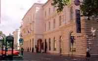 Visszaindulás a Bankett vacsoráról a Forrás és a Novotel Hotelhez:.00,.0, 4.00, 00.0, 0.00 órakor.