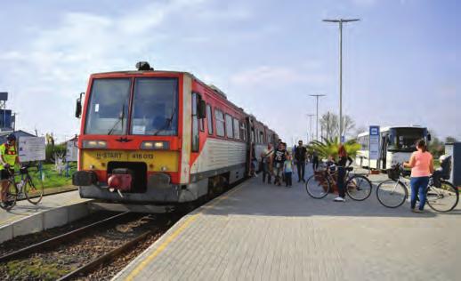 Bemutatkozás 13 szeteinek kiváltása és villamosításának tervezése. Értől az óceánig projekt Debrecen elővárosi közlekedéséről több tanulmány készült az elmúlt években.