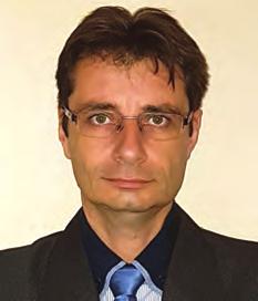A Tisza és kisebb folyói korábban az áru- és személyszállítás fontos útvonalai komoly nehézséget jelentettek a vasútépítők számára, mivel a vasútnak több helyen kereszteznie kellett azokat.