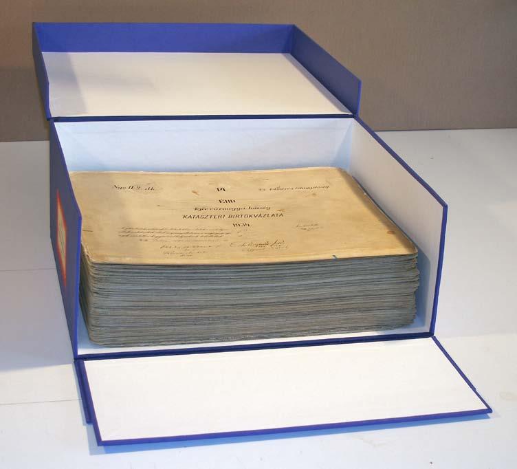 NKA 2311/1926 Az 1884-1899-es térképek restaurálás utáni állapota (fotó: