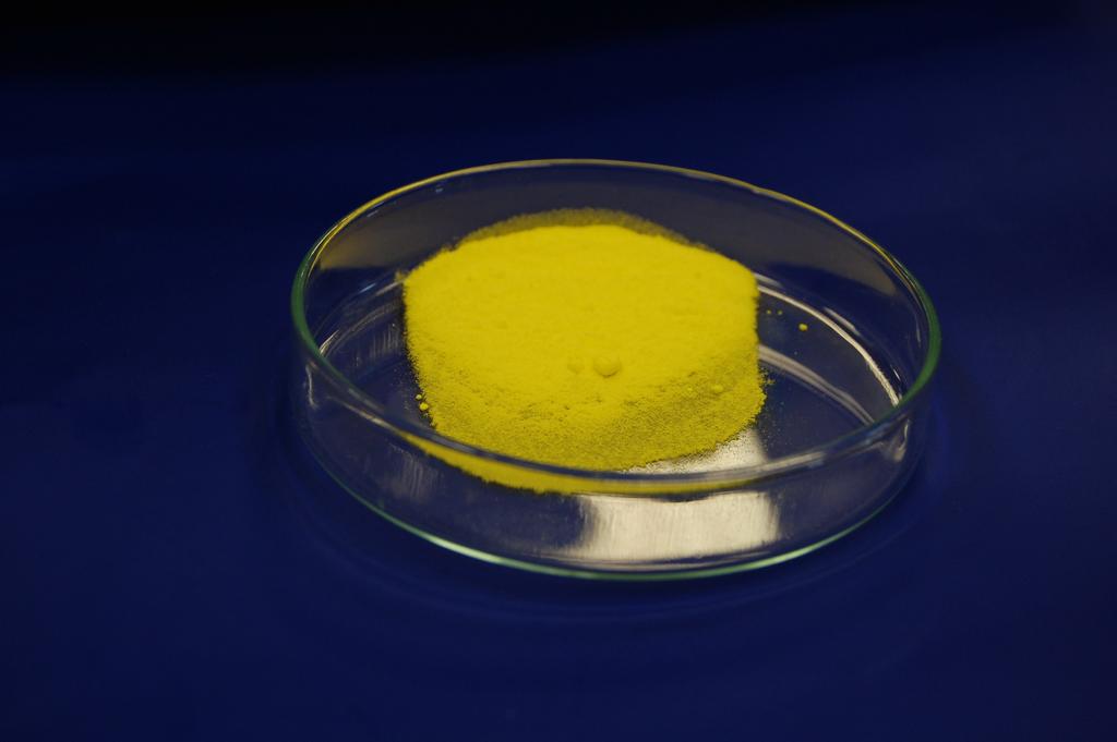 ábra Fluorozott Pd (0) komplex Sıt, meglepıen stabilnak mutatkozott az alkalmazott erélyes reakciókörülmények mellett is (110 C-on), ugyanis az esetek túlnyomó többségében a reakció lejátszódása után