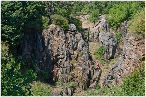 A projekt célja a BfNPI által irányított Bakony Balaton UNESCO Globális Geopark területén fellelhető különböző